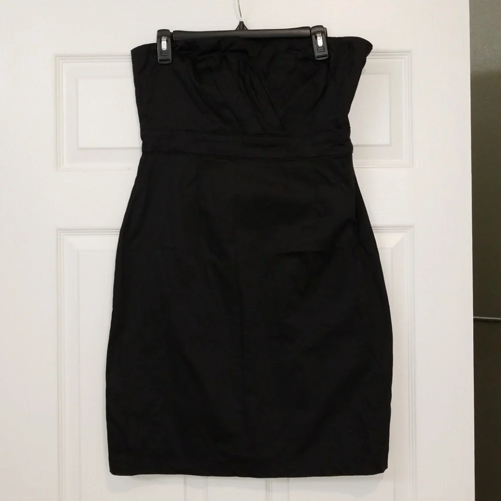 Strapless dress